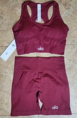 ALO Yoga L Racerback Sport Bra Biker Shorts Burgundy Athletic Activewear Gym Set